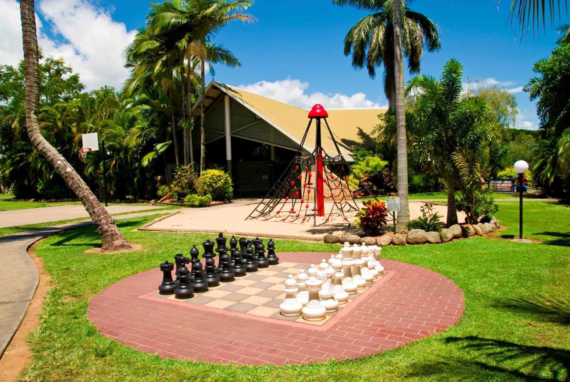 Ingenia Holidays Cairns Coconut Eksteriør bilde Playground at the Gardens Hotel